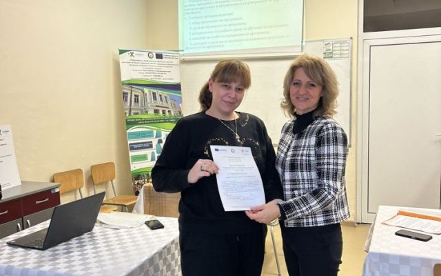 Менторско обучение за наставници по проект за модернизация на професионалното образование