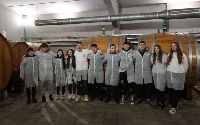 Практически занятия с представители от науката, бизнеса, публичния и неправителствения сектор