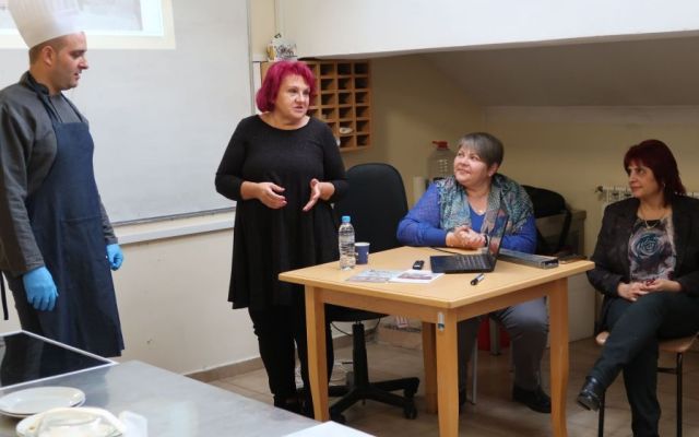 Новогодишна атмосфера с ароматни ястия, легенди за виното и разкази  за днешните винари.