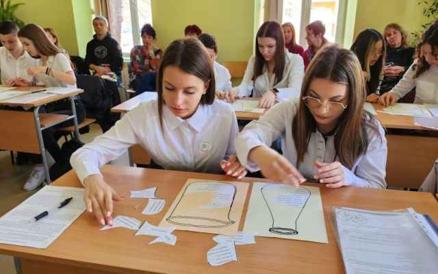 Проект „ Красива наука 1“  в час по химия и опазване на околната среда [01.03.2024]