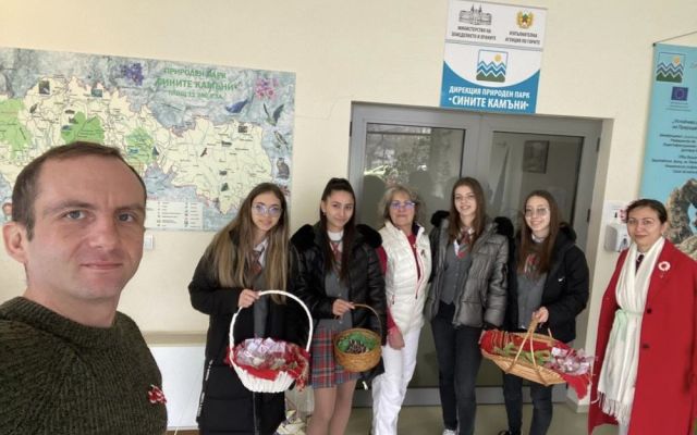 Пролетно настроение и „Игри на родолюбците“ на 1-ви март в ПГХТ “Акад. Неделчо Неделчев“ [02.03.2024]