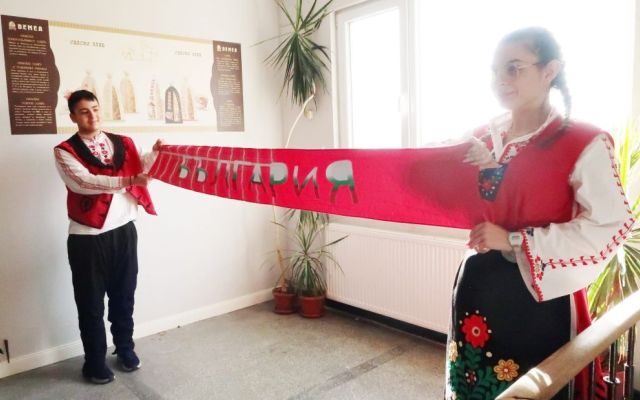 Пътят на хляба - едно пътешествие с iхб клас в хлебозавод „Демеа“ [02.12.2024]
