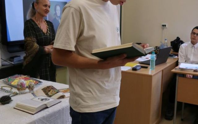 "На чаша руски чай с Пушкин" - интердисциплинарен урок - БЕЛ + РЕ + УП: Кетъринг с IX "в" клас [10.12.2024]