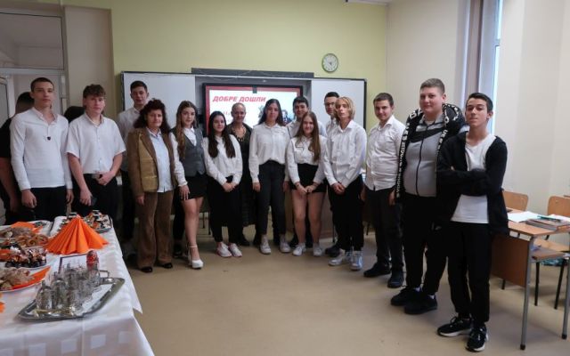 "На чаша руски чай с Пушкин" - интердисциплинарен урок - БЕЛ + РЕ + УП: Кетъринг с IX "в" клас [10.12.2024]