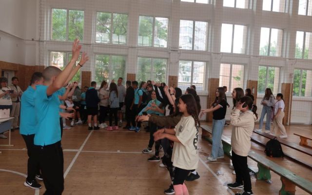 Клуб „Анимационен хоризонт“ с нова изява в ОУ “Христо Ботев“ [14.05.2025]
