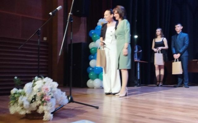 Поздравления на нашите завършващи дванадесетокласници! [24.05.2025]