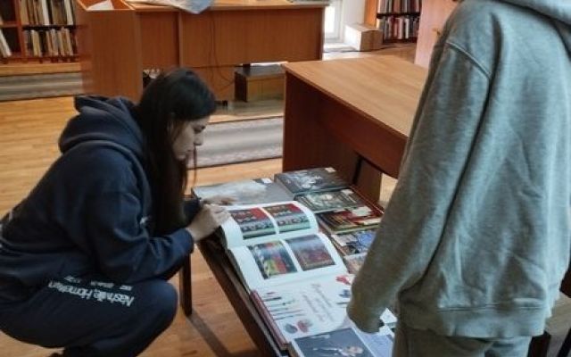 Уроци сред книгите – будителски дух в библиотеката [31.10.2025]