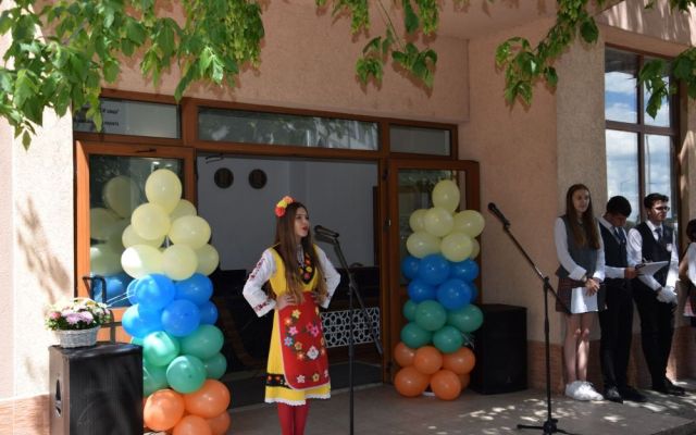 ПГХТ „Акад. Н. Неделчев“ откри модерен STEM център [04.06.2026]