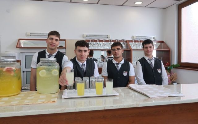 ПГХТ „Акад. Н. Неделчев“ откри модерен STEM център [04.06.2026]