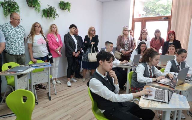 ПГХТ „Акад. Н. Неделчев“ откри модерен STEM център [04.06.2026]
