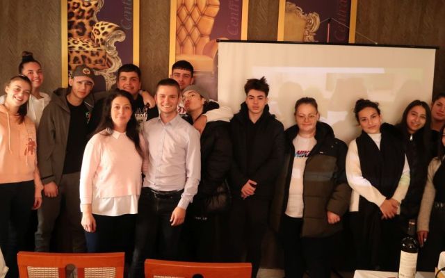 Практически занятия с представители от науката, бизнеса, публичния и неправителствения сектор