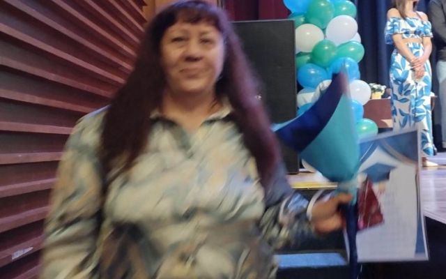 Поздравления на нашите завършващи дванадесетокласници!