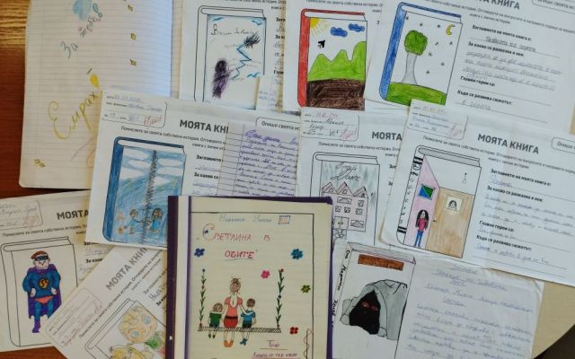 Учениците от 8-ми клас при ПГХТ „Акад. Н. Неделчев“-Сливен в часовете по БЕЛ със старши учител г-жа Катя Радева  осъществиха проект „Моята книга“