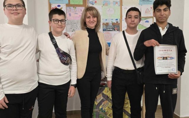Училищен конкурс по БДП на тема „Безопасност за всички“